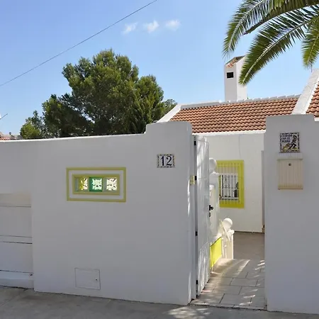Βίλα With Private Pool - Near Golf