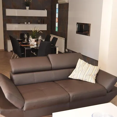 Βίλα With Private Pool - Near Golf San Miguel De Salinas