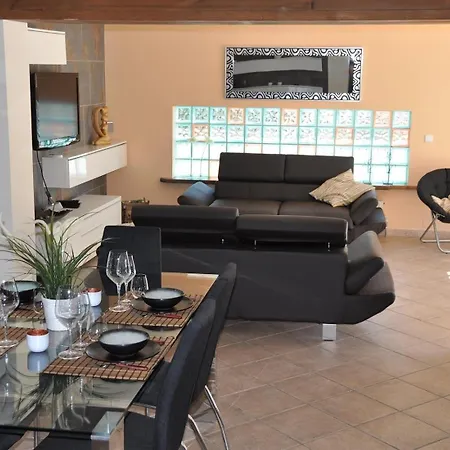 Villa With Private Pool - Near Golf